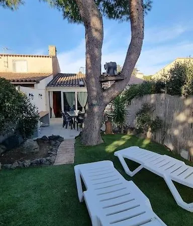 Loc Cap Phoebus, Atypique, Au Calme Dans La Pinede Agde