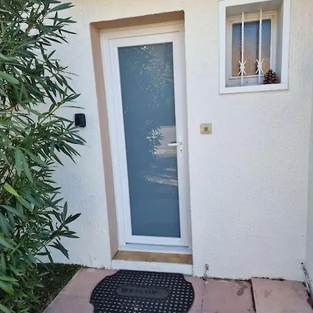 Loc Cap Phoebus, Atypique, Au Calme Dans La Pinede Holiday home *