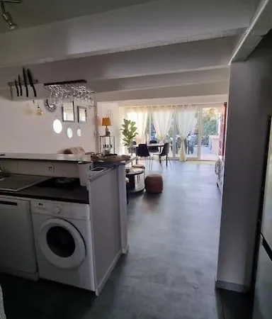 Loc Cap Phoebus, Atypique, Au Calme Dans La Pinède Agde