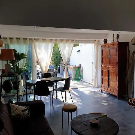 Loc Cap Phoebus, Atypique, Au Calme Dans La Pinède