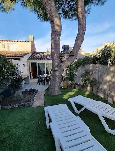 Loc Cap Phoebus, Atypique, Au Calme Dans La Pinede Agde