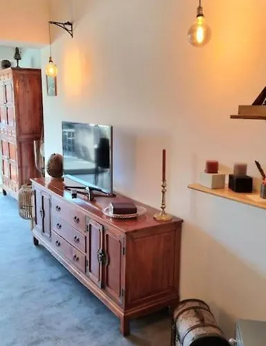 Holiday home Loc Cap Phoebus, Atypique, Au Calme Dans La Pinede *