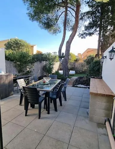 Loc Cap Phoebus, Atypique, Au Calme Dans La Pinede