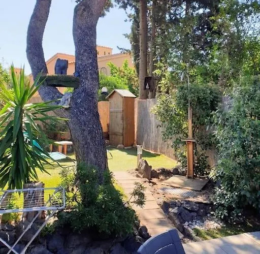 Loc Cap Phoebus, Atypique, Au Calme Dans La Pinede Tatil Evi Agde