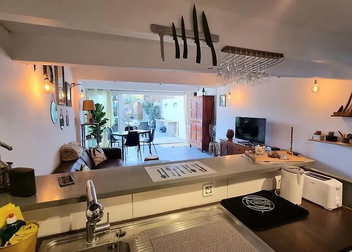 Loc Cap Phoebus, Atypique, Au Calme Dans La Pinede Tatil Evi *